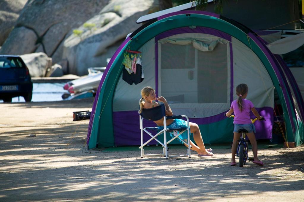 فندق Camping Baia Saraceno بالاو المظهر الخارجي الصورة