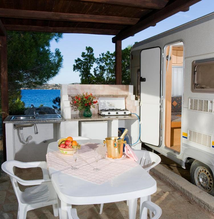 فندق Camping Baia Saraceno بالاو الغرفة الصورة