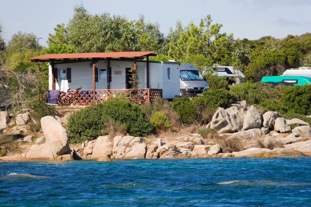 فندق Camping Baia Saraceno بالاو الغرفة الصورة